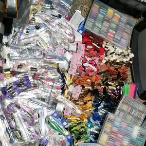 300 Embroidery Strings